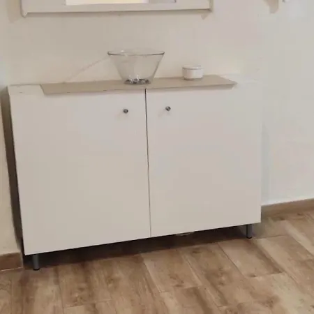 Holidays2malaga Velarde Cerca Hospital Civil Y Centro Apartamento