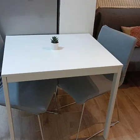 Holidays2malaga Velarde Cerca Hospital Civil Y Centro Apartment *